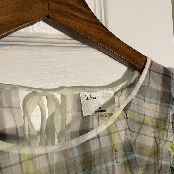 NWT- Aritzia Sheer Puff-Sleeved Blouse - Picture 7 of 8